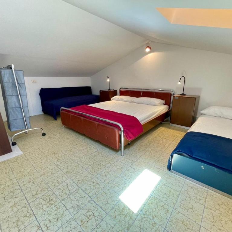 Spacious duplex near the beach - Appartamento - 5