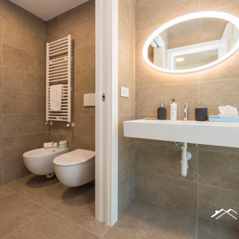 Waterfront Lux| Studio|A/C| Wifi By Tilo - Appartamento Monolocale con Balcone - 16