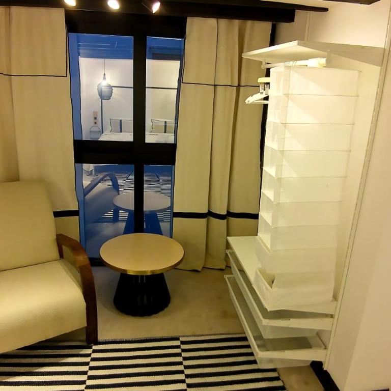 Beautiful Duplex Private Patio Alicante Center - Two-Bedroom Apartment - 18