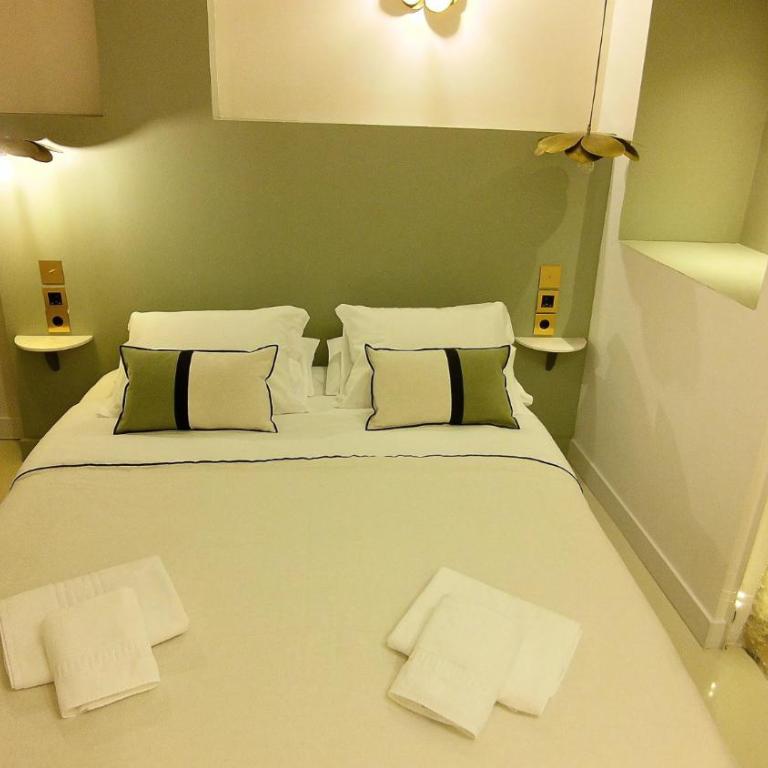 Beautiful Duplex Private Patio Alicante Center - Two-Bedroom Apartment - 52