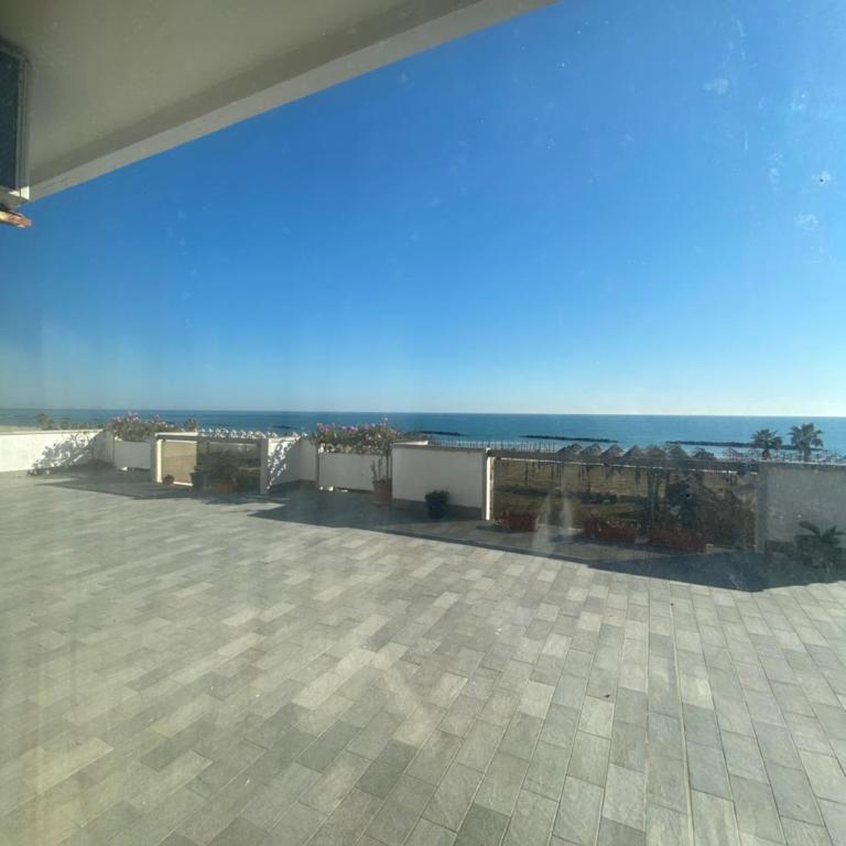 Attico fronte mare con terrazzo - Casa con 2 Camere da Letto - 18