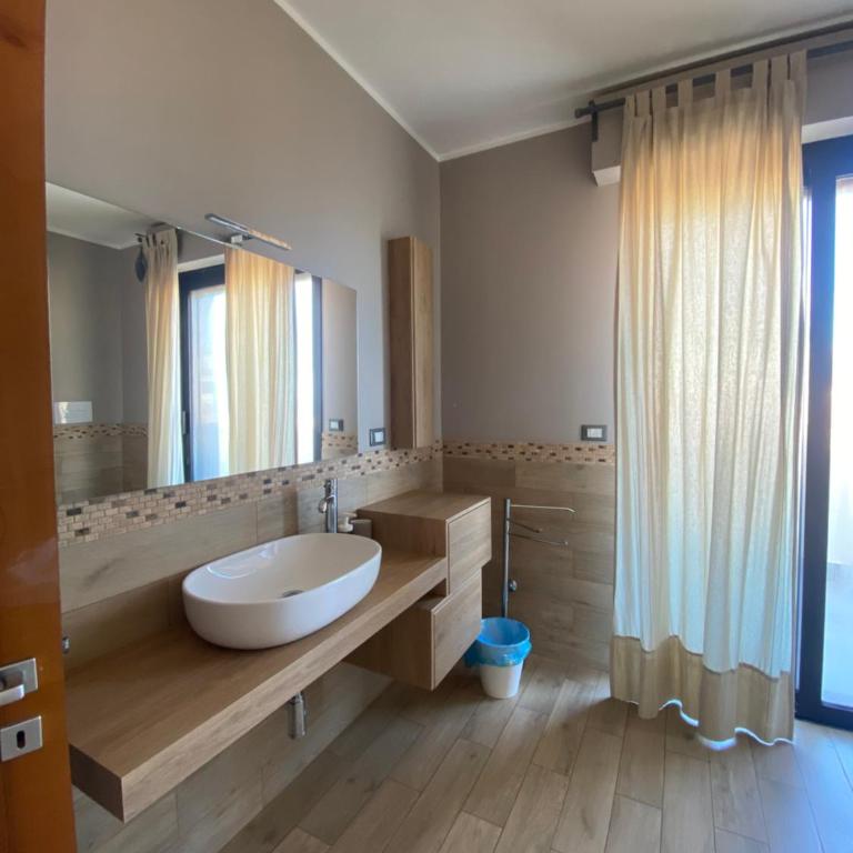 Attico fronte mare con terrazzo - Casa con 2 Camere da Letto - 11