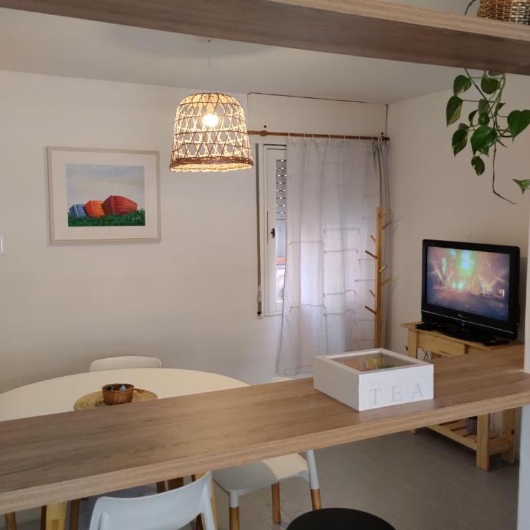 Great Lofty - Two-Bedroom Apartment - 11