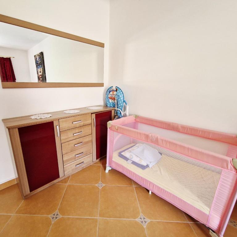 Apartments Andrija - Apartment with Garden View - 14