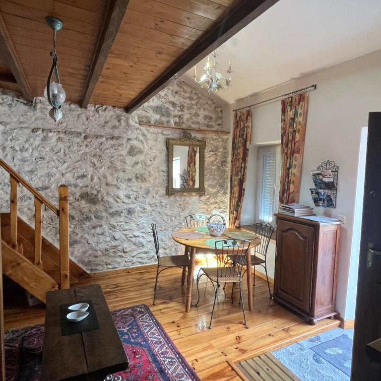 BASIA, Lourdes - centre , quartier historique Sanctuaires a 7 min a pied - Maison 1 Chambre - 4