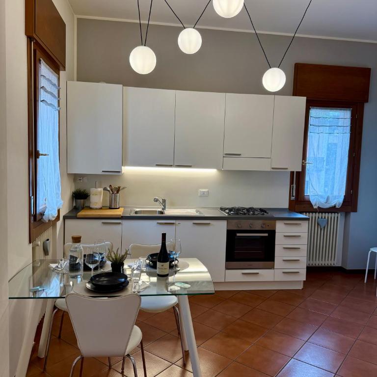 Vicenza Charm Apartment - Appartamento Standard con 2 Camere da Letto - 7