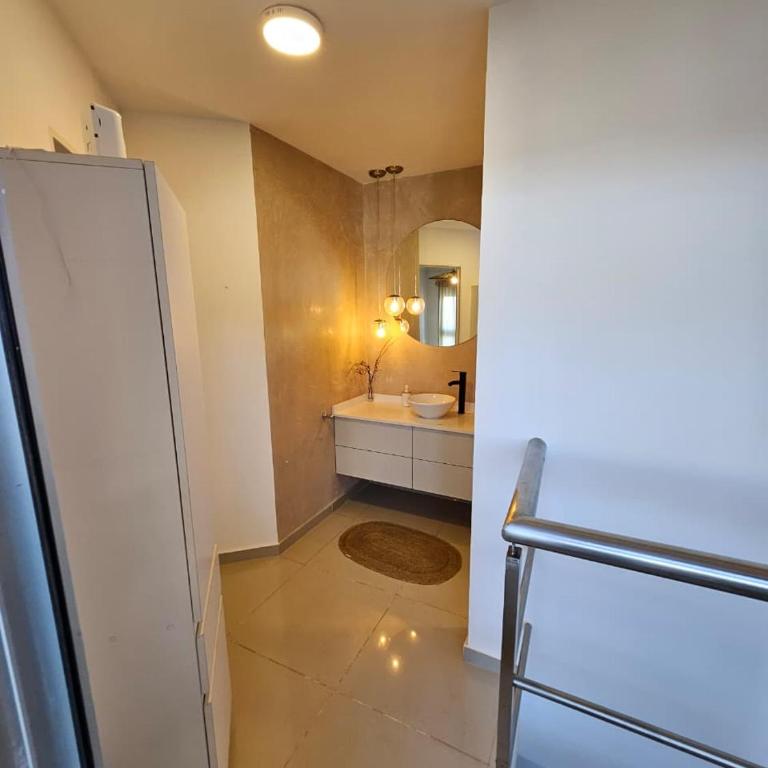 Hermoso Departamento tipo Duplex en piso 17y18 - Apartamento de 1 dormitorio - 23