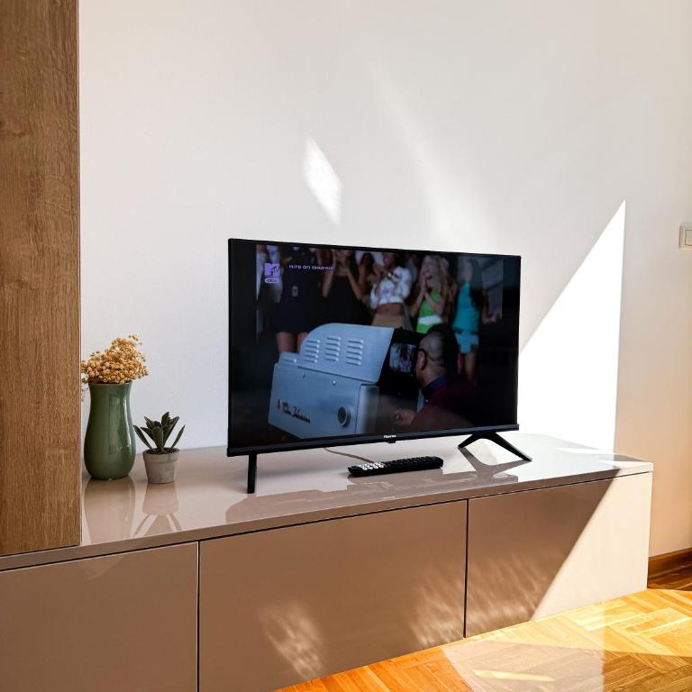 Limpio Apartman 2 - One-Bedroom Apartment - 9