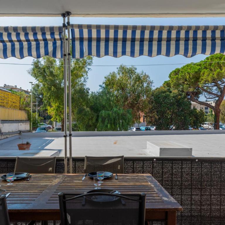 Au coeur de Juan Les Pins L'Empire 8 couchages - Apartment mit 2 Schlafzimmern - 2