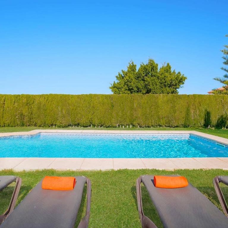 Villa Carbo by Villa Plus - Villa - 4