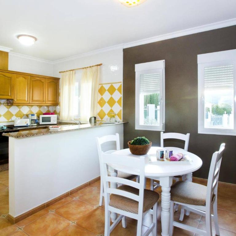 Villa Carbo by Villa Plus - Villa - 15