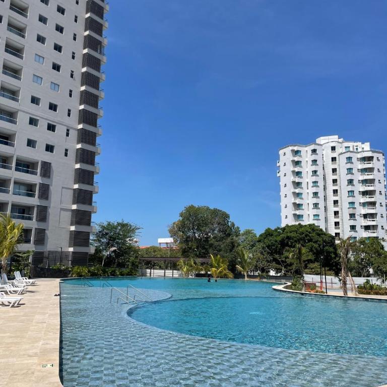 Modern apartment with direct ocean view - Two-Bedroom Apartment - 18