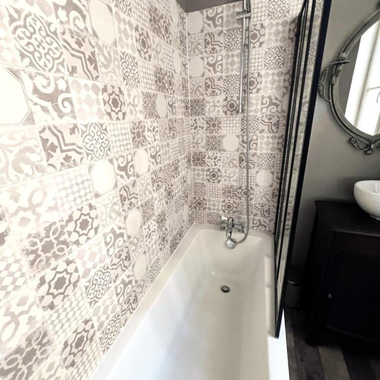Charming bright T2 in the heart of Lyon - Everything within walking distanc - Apartment - 5