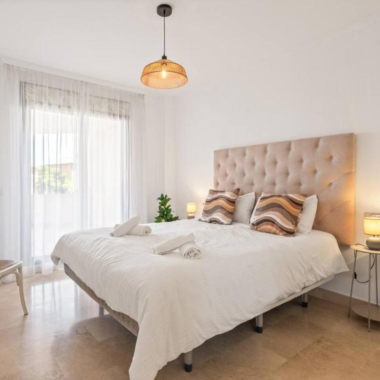 Family Friendly 2BR in Casares Pool and Padel Fun - Apartamento - 11