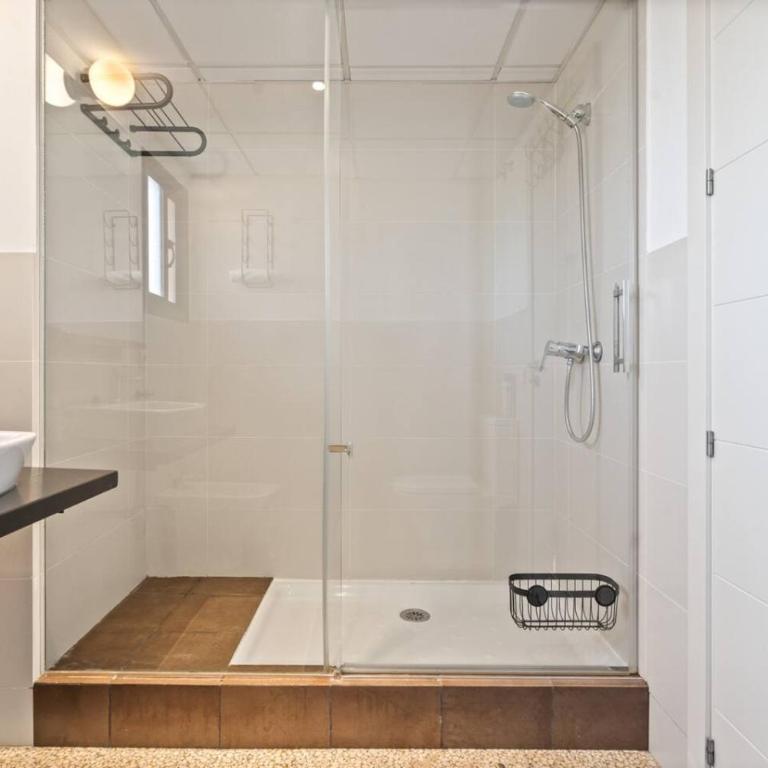 Family Friendly 2BR in Casares Pool and Padel Fun - Apartamento - 15