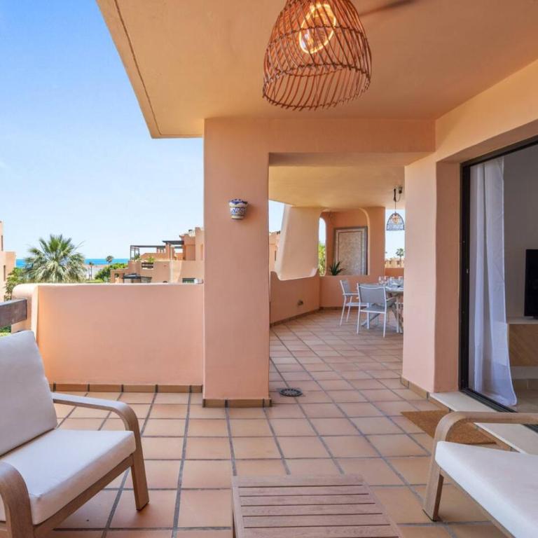 Family Friendly 2BR in Casares Pool and Padel Fun - Apartamento - 19