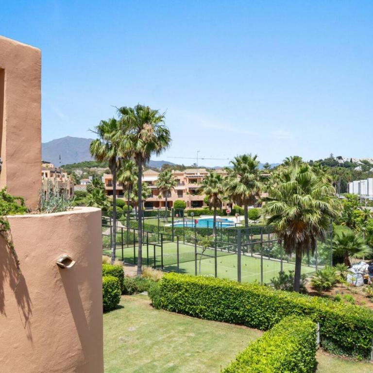 Family Friendly 2BR in Casares Pool and Padel Fun - Apartamento - 6