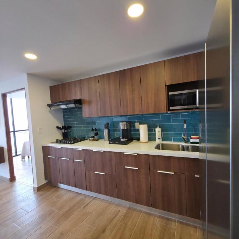 Modern 2BR Ocean View Pool & Kids Area CheckIn 2PM - Two-Bedroom Apartment - 27