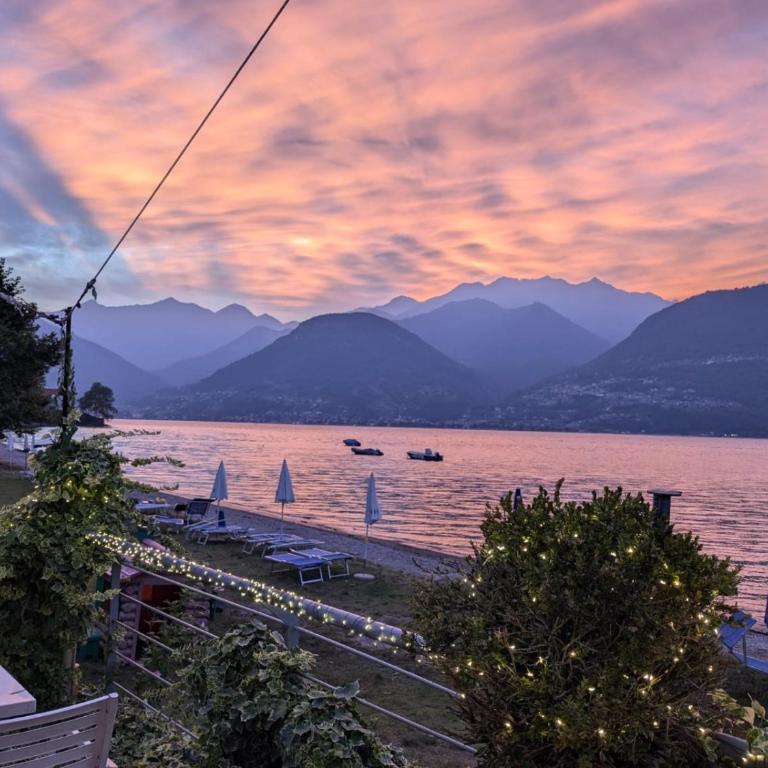 Bungalow Adria Lido di Colico , Direct on Lake & Central Town - Appartamento con 2 Camere da Letto - 14