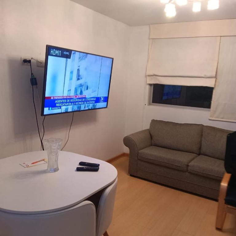 Alquiler en buen estado y buena zona - One-Bedroom Apartment - 1