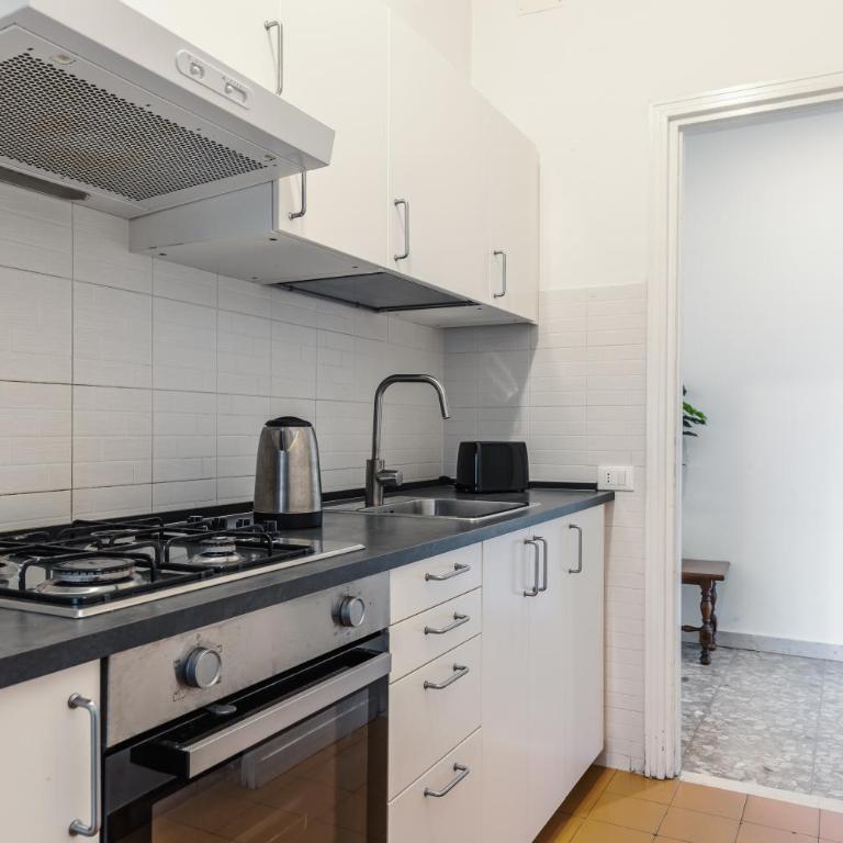 The italian House in Rome a pochi passi dalla metro A - Appartamento con 3 Camere da Letto - 56