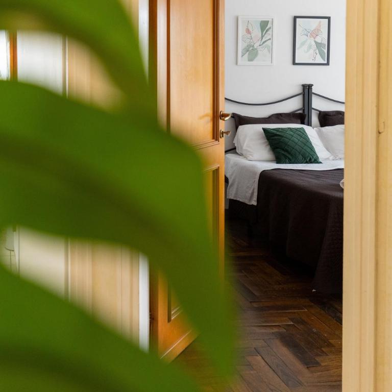 The italian House in Rome a pochi passi dalla metro A - Appartamento con 3 Camere da Letto - 60