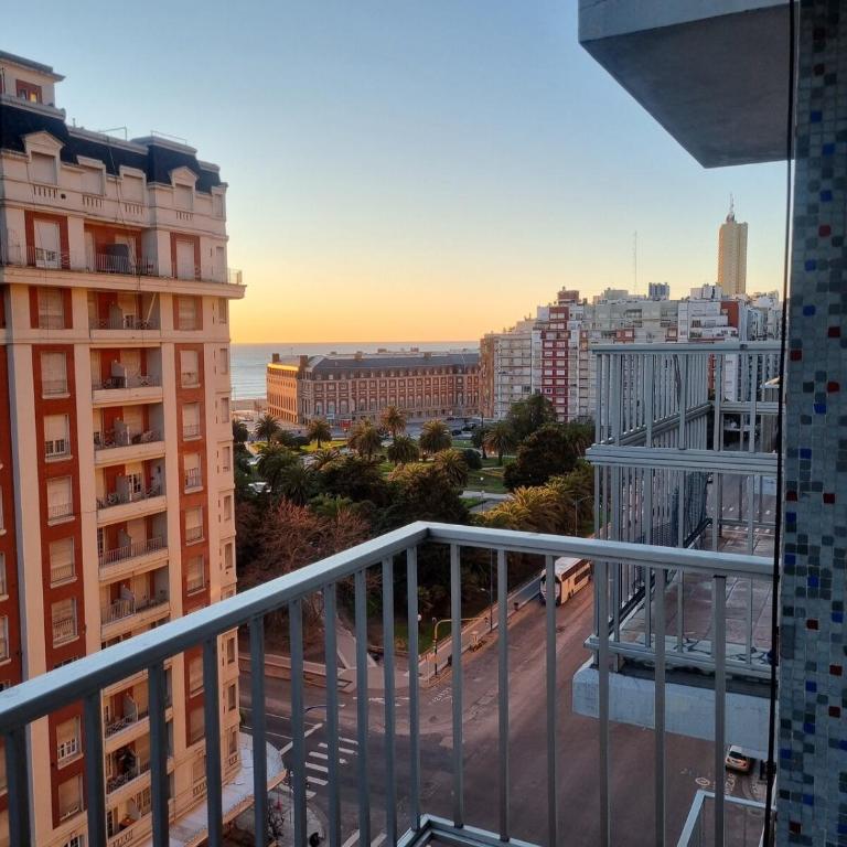 Ideal en Plaza Colón - Two-Bedroom Apartment - 16