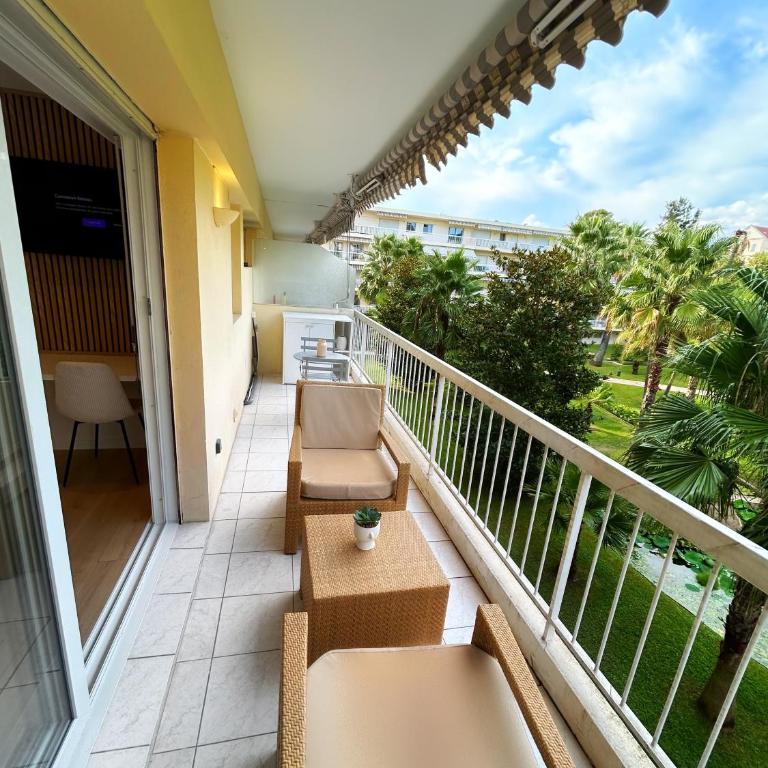 Charmant studio avec grande terrasse - Appartement 1 Chambre - 3