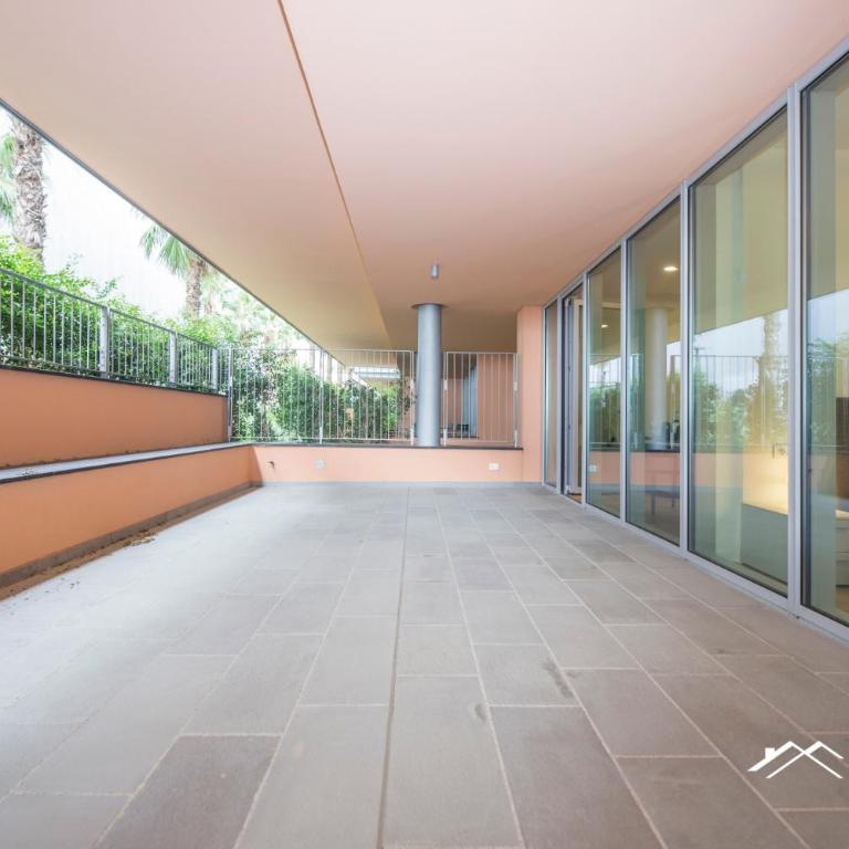 Waterfront Lux, 1BR, AC, Parking, GYM, Wifi By Tilo - Deluxe One-Bedroom Apartment - 8
