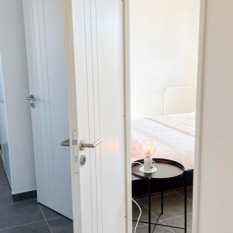 Private Parking - Balcony - Comfort & Light - Apartamento de 2 dormitorios - 16