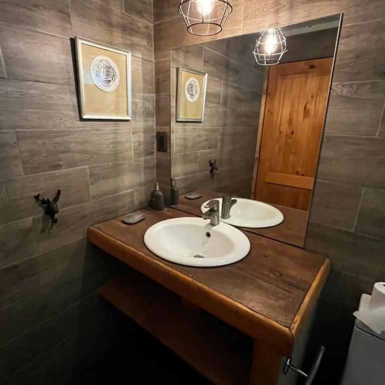 Cabañas Velo de la Novia - Parque Nacional Radal 7 tazas - Two-Bedroom House - 9