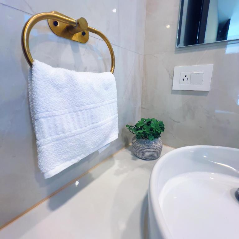 Apartamento Minimalista en el Centro de Loja - Apartamento de 2 dormitorios - 17