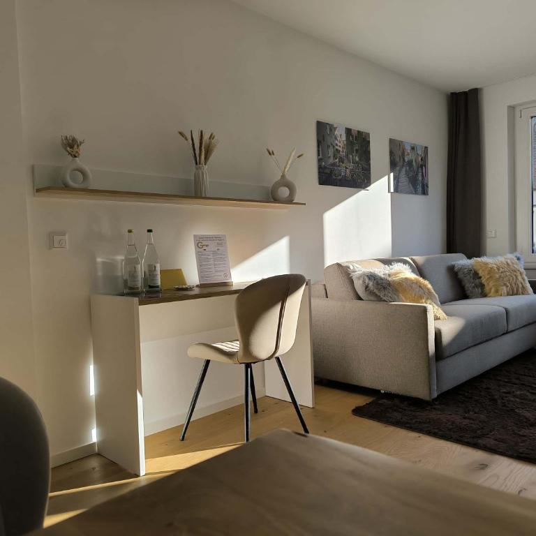 GoldenKey-Suites - Luxury Suite 'Augsburger Dom' - New spacious Apartment in the Heart of Augsburg - At Town Hall Square - Appartamento - 1