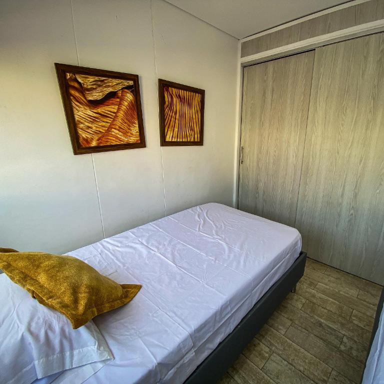 Hermoso Apartamento Frente al Embalse 2 Habs View - Two-Bedroom Apartment - 12