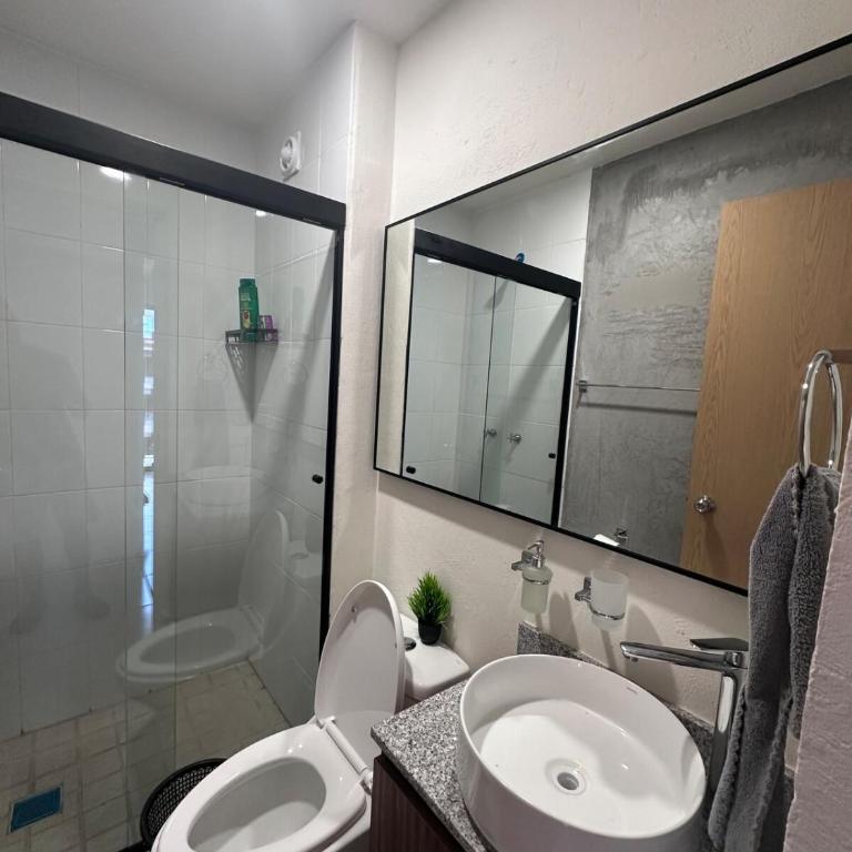 Depa nuevo cerca del Akron, ITESO, Periferico Sur - Two-Bedroom Apartment - 32