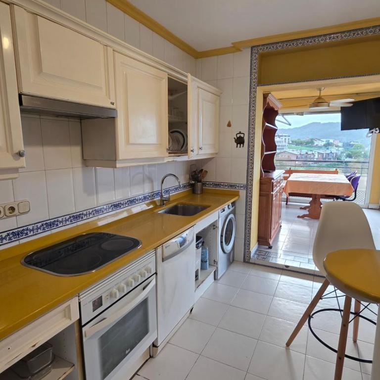 My Way Parking Included - Five-Bedroom Apartment - 10