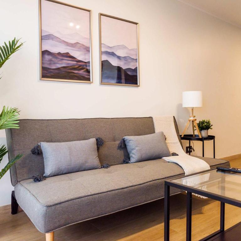 Chic 1BR Oasis for 3 in Bustling Las Condes - Apartment - 5