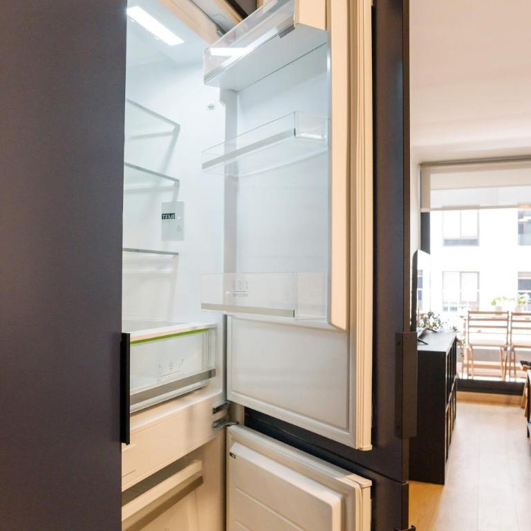 Chic 1BR Oasis for 3 in Bustling Las Condes - Apartment - 15