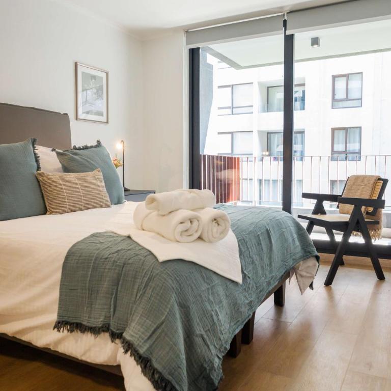 Chic 1BR Oasis for 3 in Bustling Las Condes - Apartment - 21