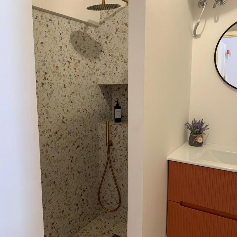 Dimora Antica in Centro - Appartamento con 1 Camera da Letto - 7