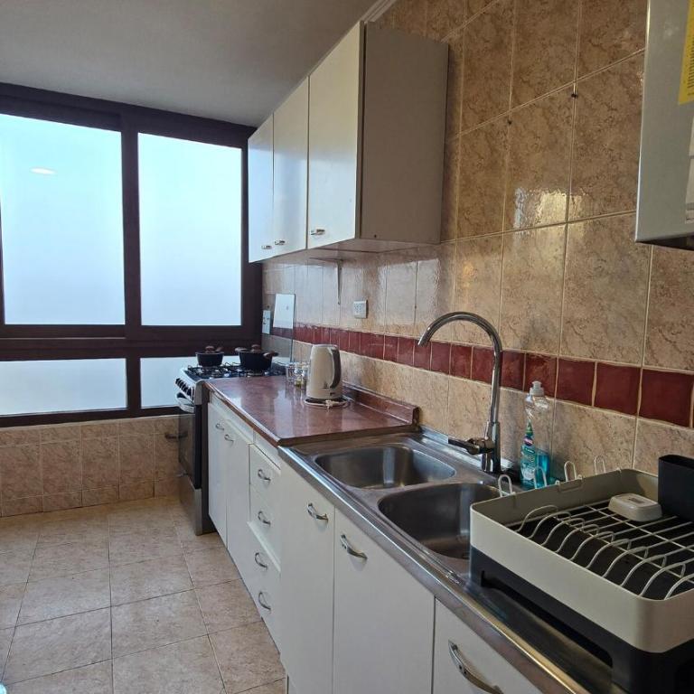 Comodo departamento ,Viña del mar cercano al Casino y Playa - Three-Bedroom Apartment - 2