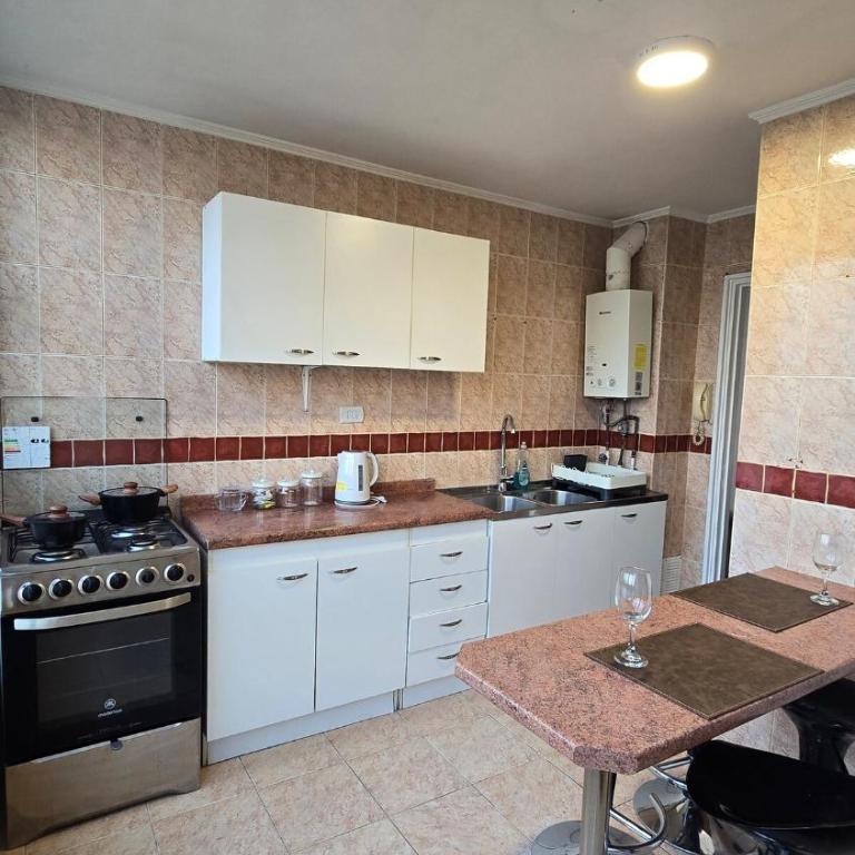 Comodo departamento ,Viña del mar cercano al Casino y Playa - Three-Bedroom Apartment - 7