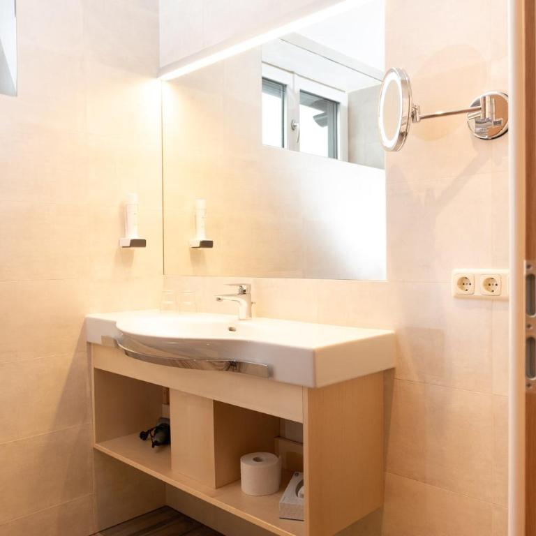 Gasthof Neuwirt - Chambre Double ou Lits Jumeaux - 11
