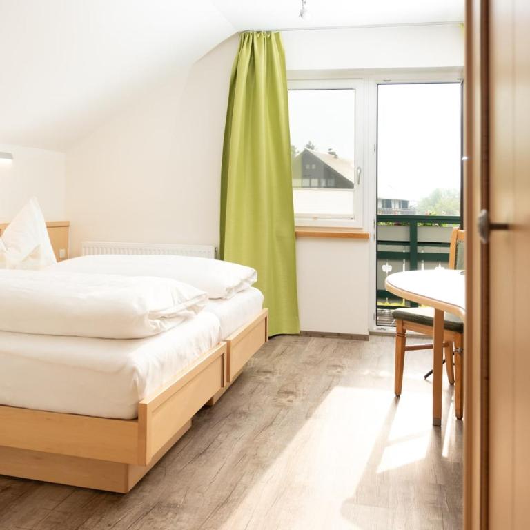 Gasthof Neuwirt - Chambre Double ou Lits Jumeaux - 9