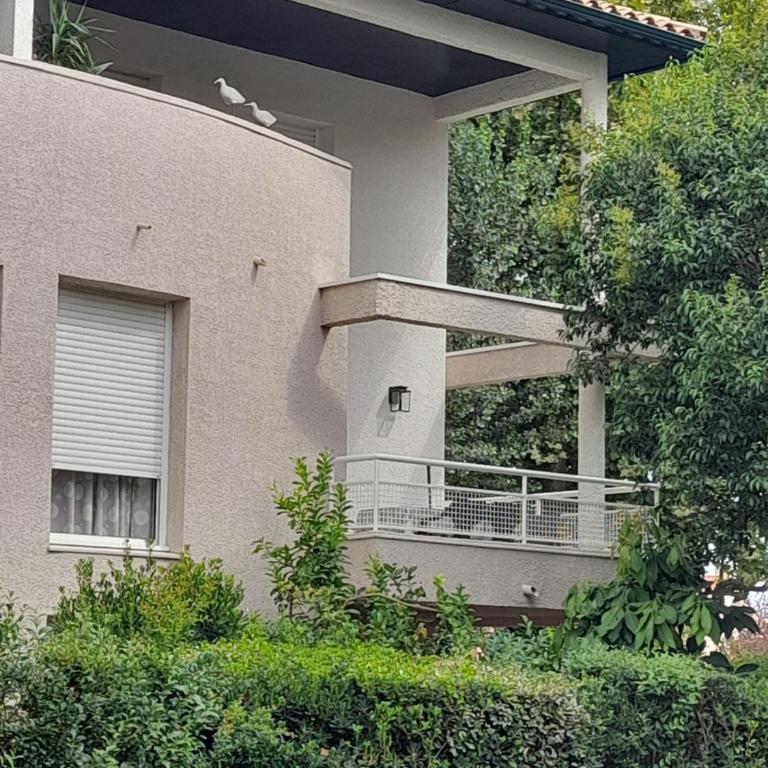 Appart T3 Terrasse - Piscine - 3 étoiles - Apartment mit 2 Schlafzimmern - 4