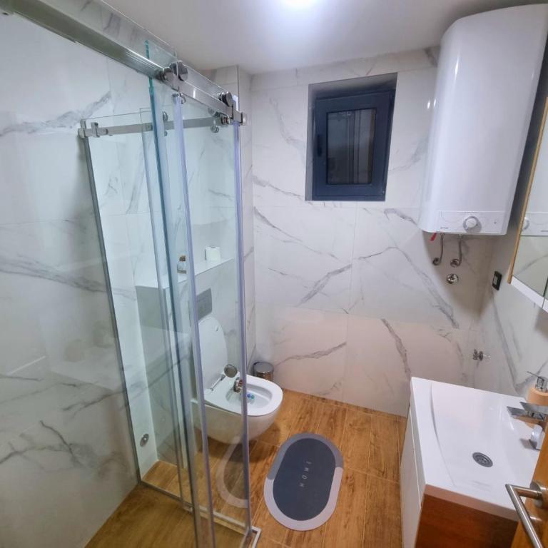 Leonardo 51 - One-Bedroom Apartment - 16