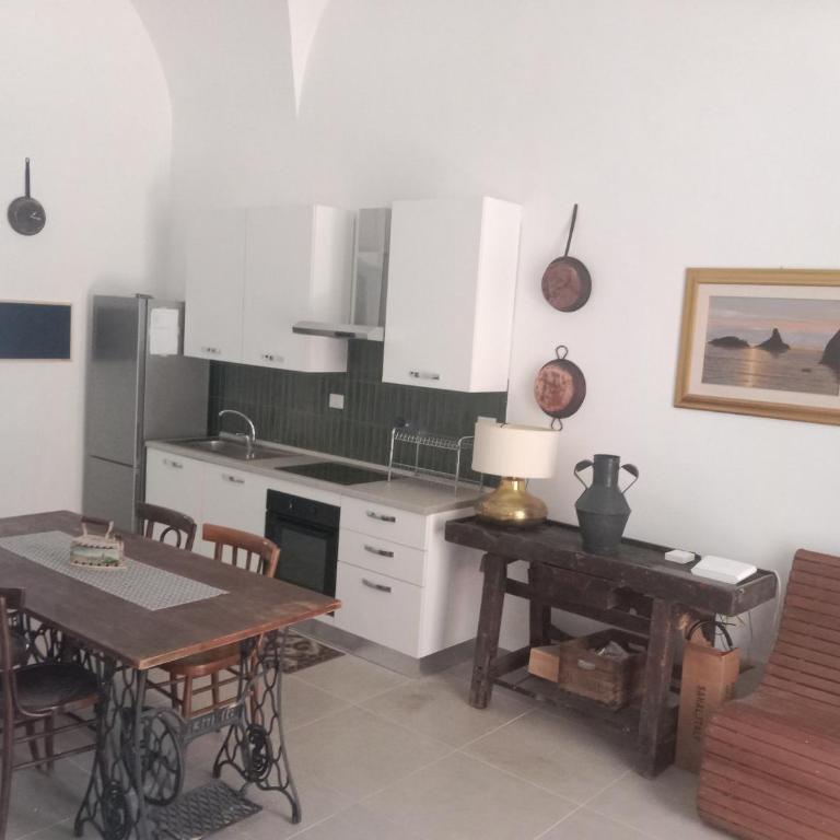 Casa Stazione Picanello - One-Bedroom Apartment - 1