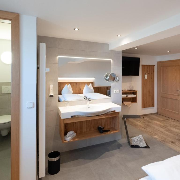 Gasthof Neuwirt - Chambre Double ou Lits Jumeaux - 12