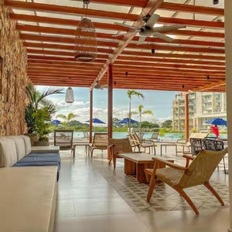 Apartamento 4g Baia Kristal Cartagena - One-Bedroom Apartment with Balcony and Water View - 27
