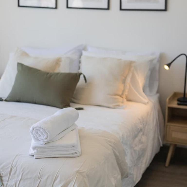 Discover the authentic energy of Barrio Italia - Apartment - 6